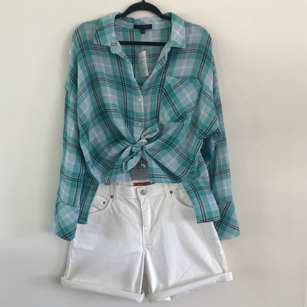 Levi’s High Waisted White Denim Shorts